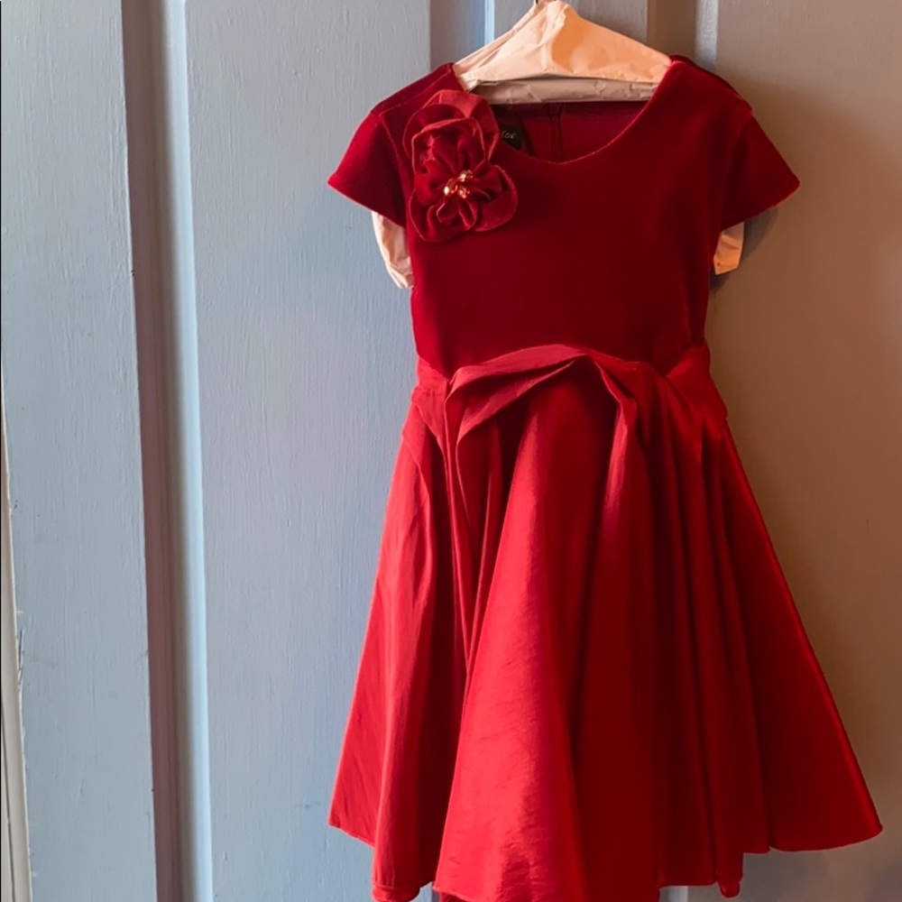 Isobella & Chloe Red Formal Dress - Picture 2 of 8